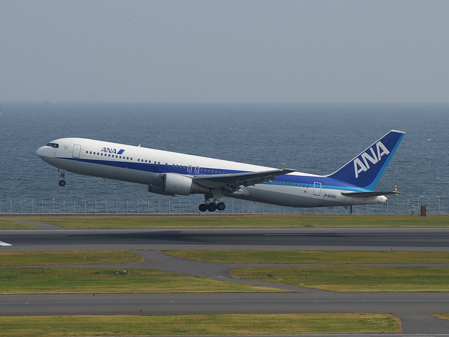 b767ana07